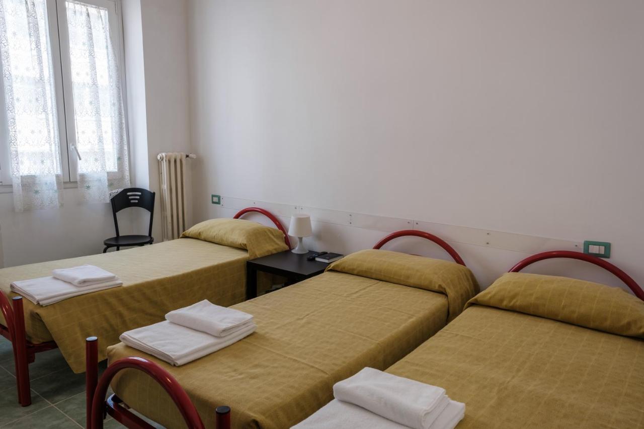 Foresteria Roma Esercito Della Salvezza ภายนอก รูปภาพ