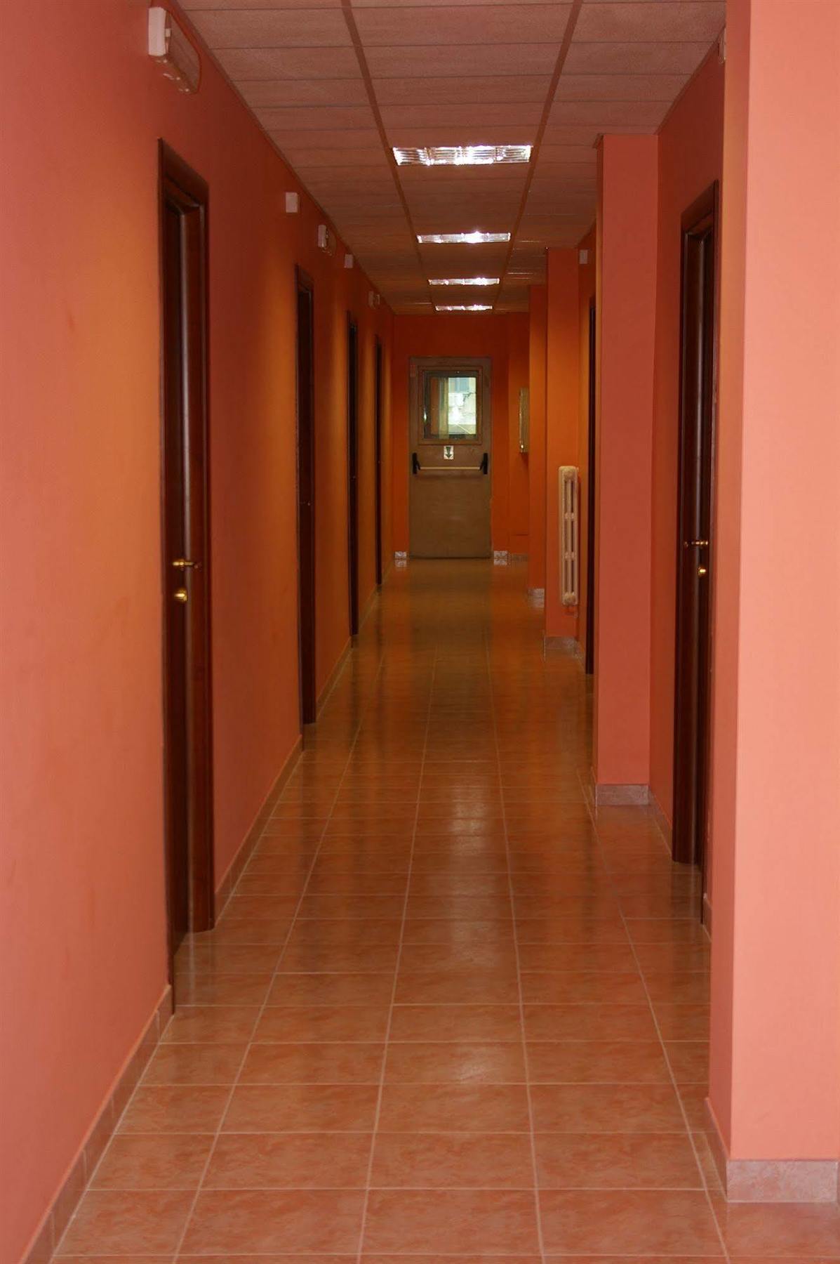 Foresteria Roma Esercito Della Salvezza ภายนอก รูปภาพ